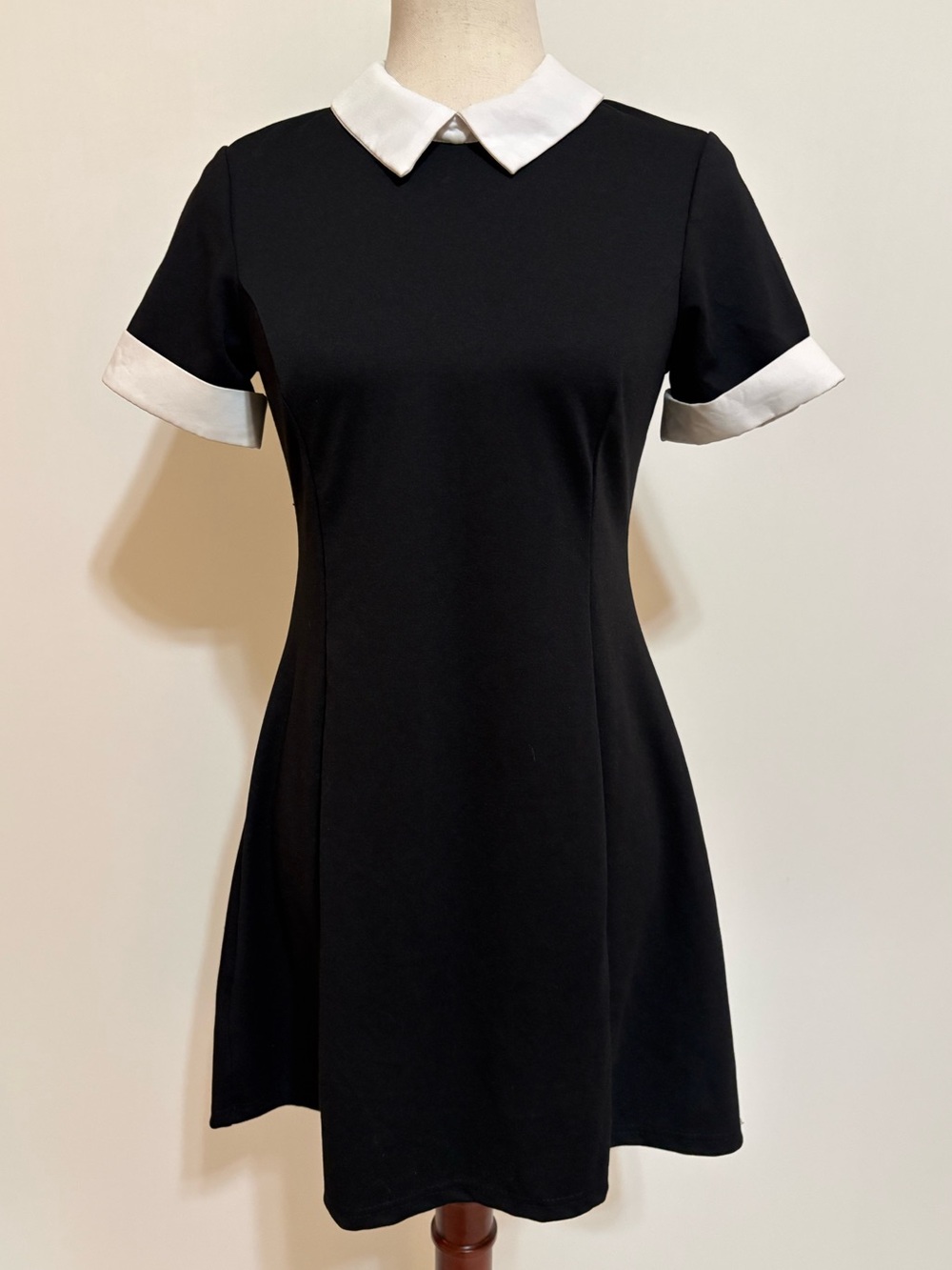 Wednesday Addams Halloween Costume Dress from Spirit Size M